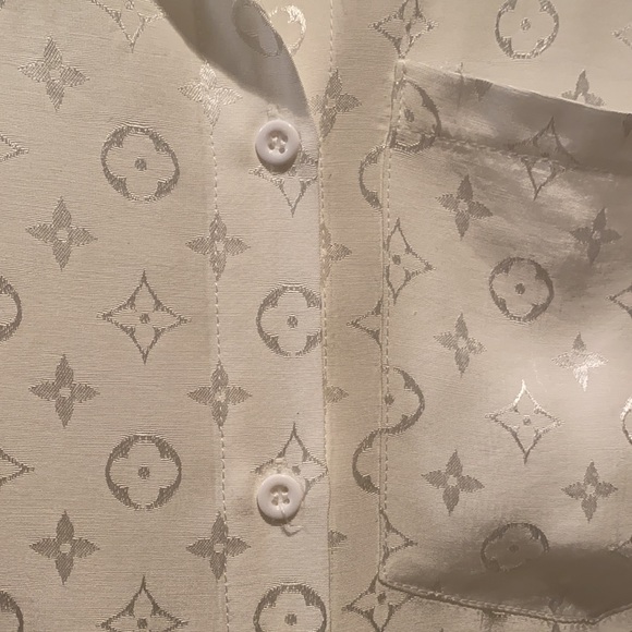 Flowy White Blouse - Picture 4 of 7